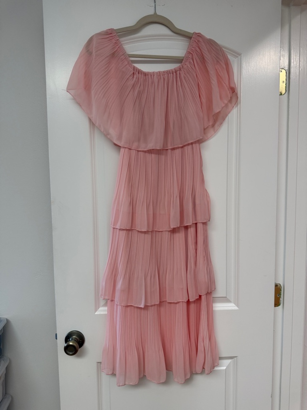 Pleated Tiered Off-Shoulder Peachy Pink Midi Dress Sz M